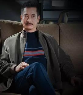 演员吕凉个人资料,从舞台到荧屏，演绎人生百态的艺术家