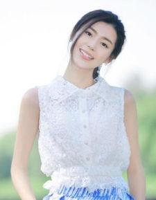 卢杉资料,才华横溢的影视新星，演艺事业璀璨绽放